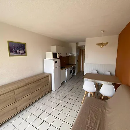 T2, 4 Pers, Bord De Plage, Parking Prive, Lave-linge - Fr-1-81-274